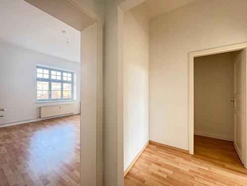 Foto - 2-Zimmer-Erdgeschosswohnung - 450,00&nbsp;EUR Kaltmiete, ca.&nbsp; 57,97&nbsp;m&sup2;