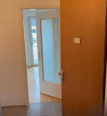 Foto - Sonnige teilmöblierte 2-Zimmer-Wohnung in Laim