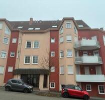 Großzügige 3-Zimmer-Wohnung mit 2 Balkonen, Garage & Aufzug - Pirmasens