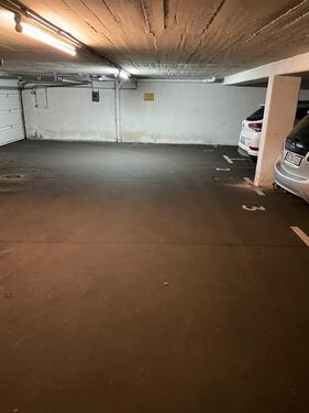 Foto - Motorrad Stellplatz Großraumgarage in Do-Eichlinghofen, H-Bahn