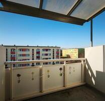 WIR RENOVIEREN für SIE - 444,00&nbsp;EUR Kaltmiete, ca.&nbsp; 59,10&nbsp;m&sup2; in Zwenkau (PLZ: 04442)