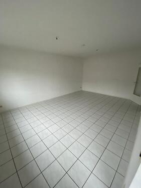 Foto - Helle 2 ZKB-Wohnung mit Balkon in der Danziger Str. in Völklingen