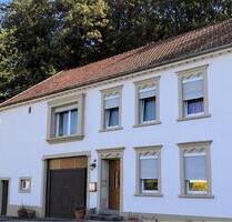 Sanierungsbedürftiges Wohnhaus auf großzügigem Grundstück - Wadern