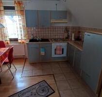 Komplett möblierte kleine Dachgeschoß-Wohnung in Raunheim
