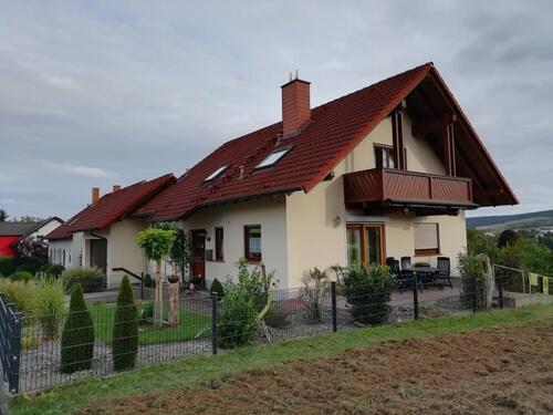 Foto - Dachgeschosswohnung mit Balkon in Ostheim