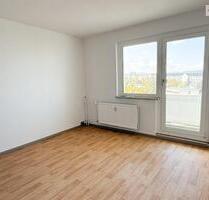 Sanierte 4-Raum-Wohnung mit Balkon und toller Aussicht - ab sofort in Annaberg-Buchholz!
