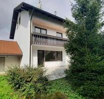 Doppelhaushälfte mit Garten und Garage - Obergünzburg