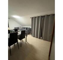 Helle 3,5 Zimmer-Dachgeschosswohnung in Vaihingen Enz - Vaihingen an der Enz