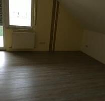 Dachwohnung - 610,00&nbsp;EUR Kaltmiete, ca.&nbsp; 100,00&nbsp;m&sup2; in Queidersbach (PLZ: 66851)