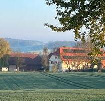 lichtdurchflutete Dachgeschosswohnung mit Galerie auf Hofgut - Möckmühl