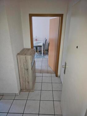 Foto - Freundliche 2 -Zimmerwohnung mit Möbel Wohnküche Schlafzimmer