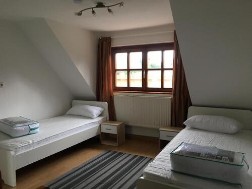 Foto - Vermietung Haus Zimmer für Familie Montagearbeiter Firma
