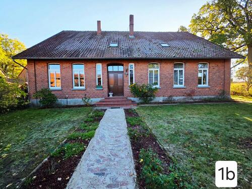 Foto - Provionsfrei Großes Haus im Grünen