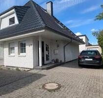 Stilvolles Einfamilienhaus - 479.000,00&nbsp;EUR Kaufpreis, ca.&nbsp; 130,00&nbsp;m&sup2; in Hohenlockstedt (PLZ: 25551)