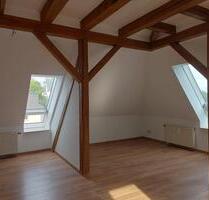 Charmante 3,5-Zimmer-Dachgeschosswohnung mit Garten - Zwickau
