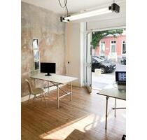 Schreibtischarbeitsplatz in Co-Working Space - Ostkreuz - Berlin Rummelsburg