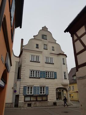 Foto - 2 Zimmer ZKB 70 qm Einbauküche Erdgeschoss Oettingen Altstadt