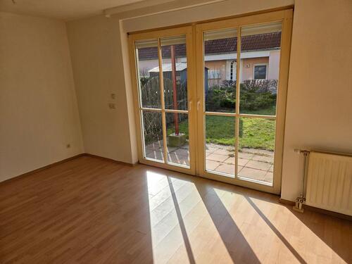 Foto - 1 Zimmer Wohnung mit Terrasse - 490,00&nbsp;EUR Kaltmiete, ca.&nbsp; 30,00&nbsp;m&sup2;