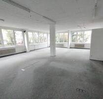 Großzügige, helle Gewerbefläche auf zwei Ebenen in sehr guter Lage! - Aalen Attenhofen