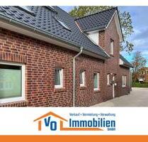 Ideal zum Wohlfühlen: Neuwertige Maisonettewohnung mit EBK & Dachterrasse in Wiesmoor