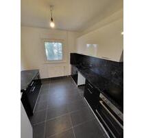 Familienglück im Grünen – große 3 Zimmerwohnung mit Balkon und EBK - Wolfsburg Alt-Wolfsburg