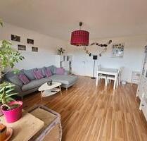 Helle und geräumige 2-Zimmer-Wohnung mit großem Südbalkon - Waldbüttelbrunn