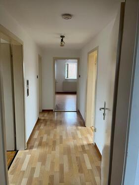 Foto - 2 Zimmer DG Wohnung 55qm zu vermieten 