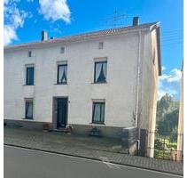 Gut erhaltenes Bauernhaus Einfamilienhaus - Rehlingen-Siersburg