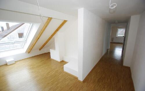 Foto - 2.5 Zimmer Dachgeschoßwohnung in Regensburg
