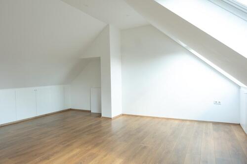 Foto - 3 Zimmer Etagenwohnung zum Kaufen in Düsseldorf