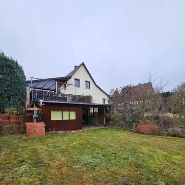 Foto - Einfamilienhaus mit Wintergarten, Sauna, großem Garten in Perba