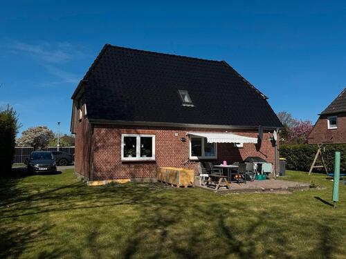 Foto - Modernisiertes EFH, Sackgassenlage, Rism-Lindholm