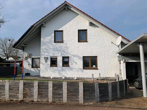 Foto - 3 Zimmerwohnung - 1.300,00&nbsp;EUR Kaltmiete, ca.&nbsp; 100,00&nbsp;m&sup2;