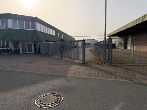 Foto - Lagerhalle im Zentrum von Rhede
