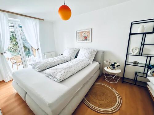 Foto - Privat möbliert Gartenwohnung nah Supermarkt zu vermieten