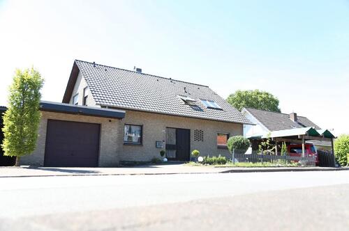 Foto - Wunderschönes Zweifamilienhaus auf dem Südhang Oberbauerschafts