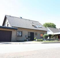 Wunderschönes Zweifamilienhaus auf dem Südhang Oberbauerschafts - Hüllhorst