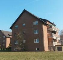 Helle 3-Ziimmer DG-Wohnung mit Balkon und Keller in 39264 Zerbst - Zerbst (Anhalt) Leps