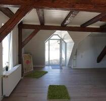 ****schöne helle sonnige große 5 Zimmerwohnung auf 2 Ebenen im OG - Altenstadt