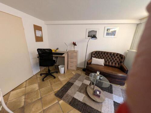 Foto - Wohnung für Finanzschülerin - 420,00 EUR Kaltmiete,