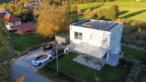 Foto - Freistehendes Einfamilienhaus - 1.689,00 EUR Kaltmiete,