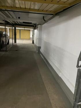 Foto - Garage mit abschließbarem Tor München Schwabing