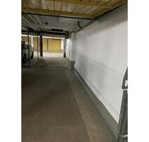 Garage mit abschließbarem Tor München Schwabing