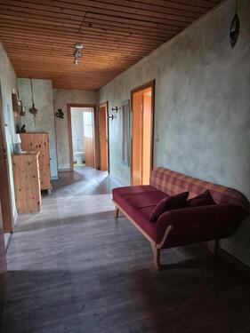 Foto - 3-Zimmer-DG-Wohnung mit Balkon, Garten, Garage & Stellplatz