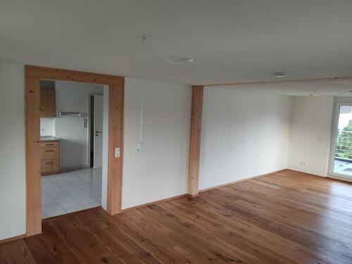 Foto - Moderne 3,5-Zimmer-Wohnung mit Süd-Balkon, großem WohnEssbereich