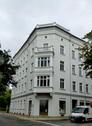 Foto - Gehoben Wohnen mit herrlich sonnigem Wohnbereich, stilvoller Einbauküche und großem Balkon!