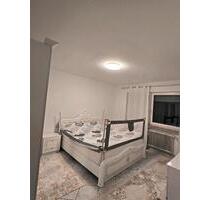 4 Zimmer Wohnung mit Balkon - 900,00&nbsp;EUR Kaltmiete, ca.&nbsp; 97,00&nbsp;m&sup2; in Buseck (PLZ: 35418)