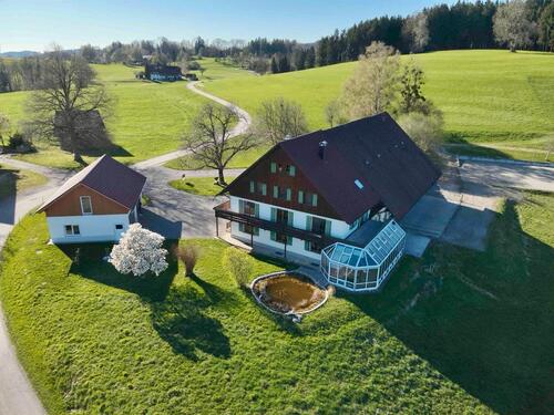 Foto - 10 Zimmer Bauernhaus, Landhaus zum Kaufen in Amtzell