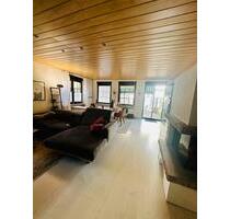 Helle 3-Zimmer-Wohnung mit großer Terrasse & Garten - Recklinghausen Berghausen