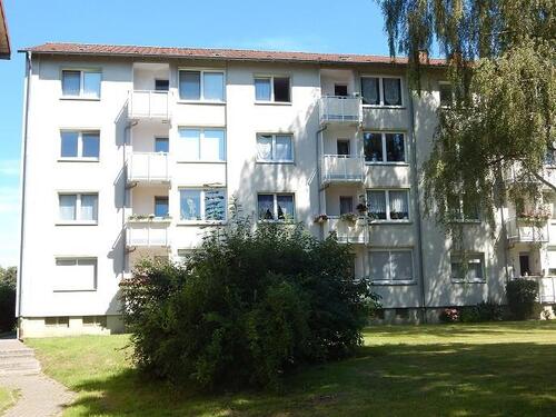 Foto - frisch sanierte, bezugsfertige 3-Zi-Wohnung mit Loggia